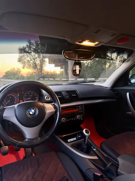 BMW 1 Series, 2005