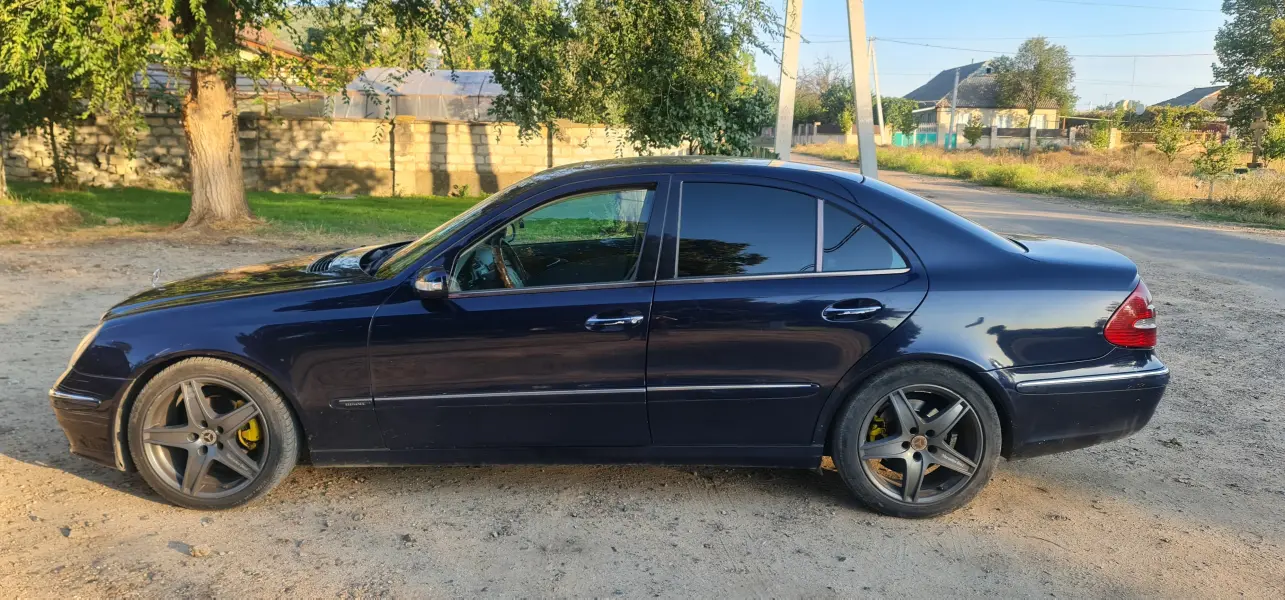 Mercedes-Benz E-Class, 2003