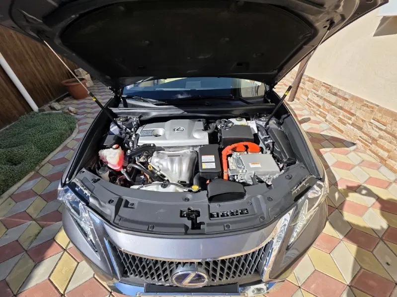 Lexus ES, 2014