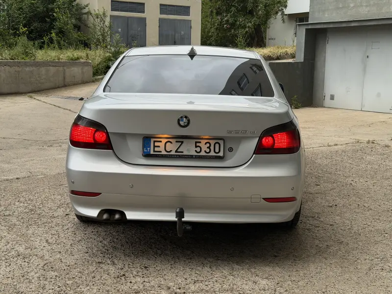 BMW 5 Series, 2005