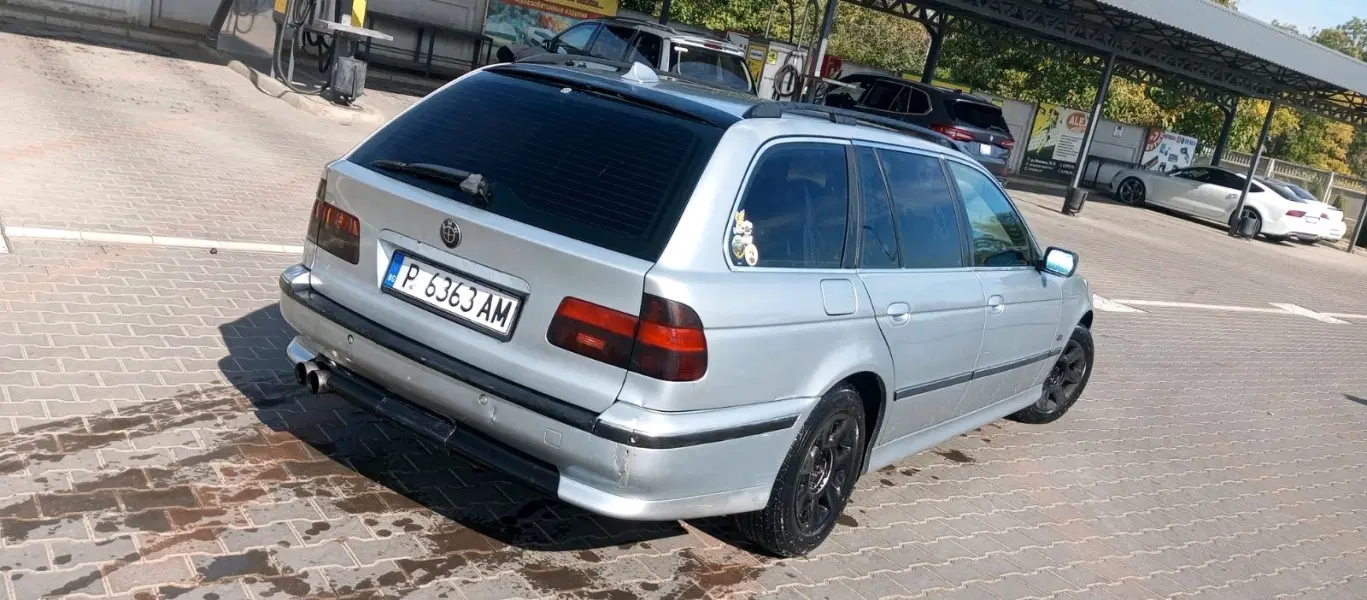 BMW 5 Series, 1999