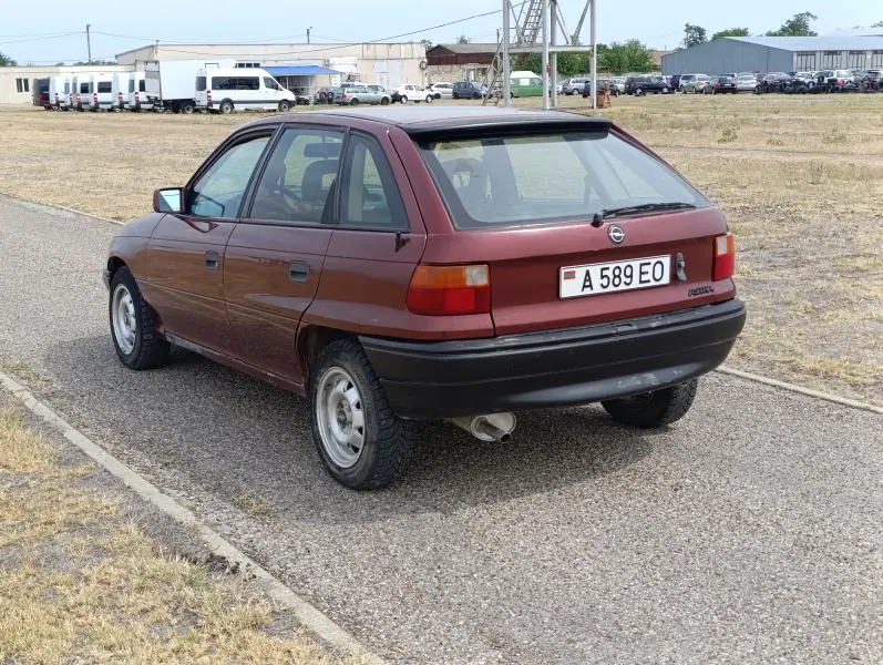 Opel Astra, 1992