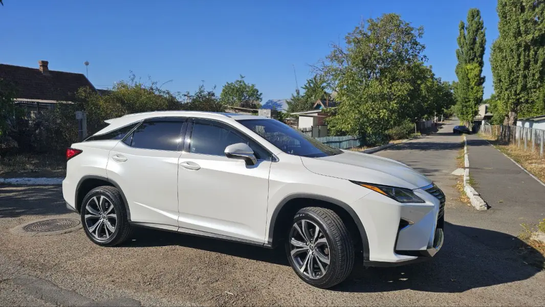 Lexus RX, 2016