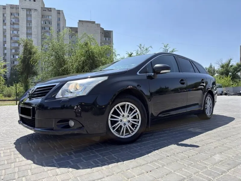 Toyota Avensis, 2011