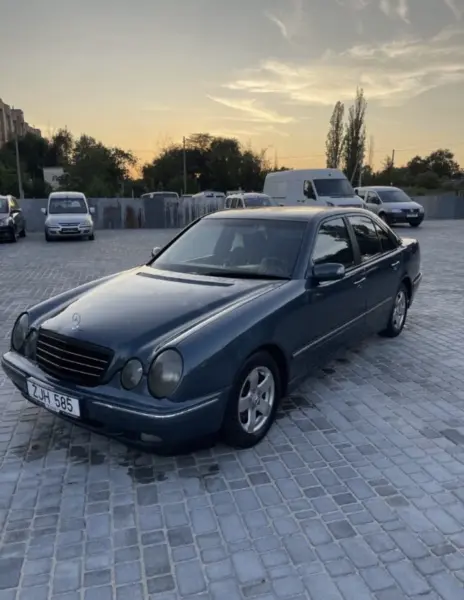 Mercedes-Benz E-Class, 2000