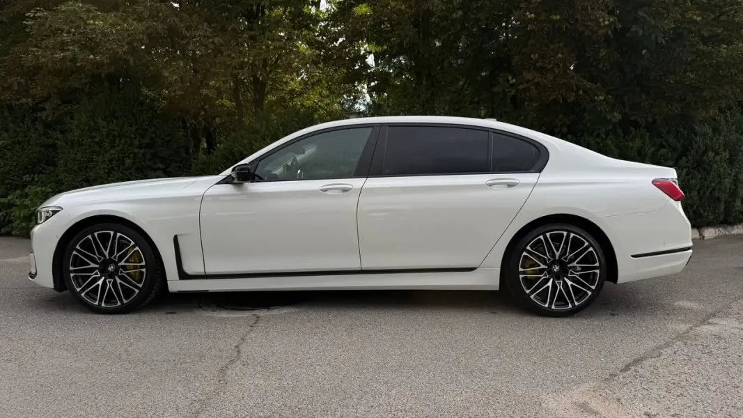 BMW 7 Series, 2021