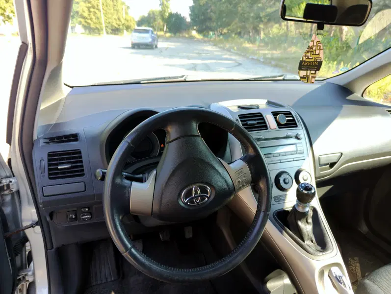 Toyota Auris, 2007