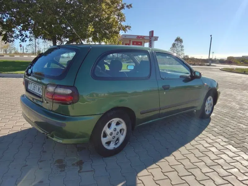 Nissan Almera, 2000