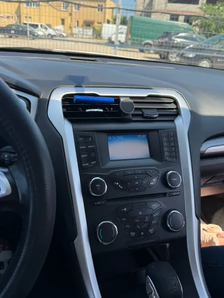 Ford Fusion, 2012
