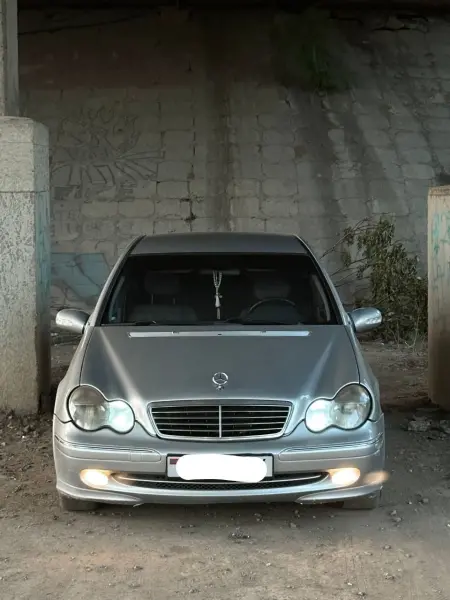 Mercedes-Benz C-Class, 2001