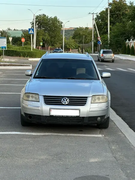 Volkswagen Passat, 2003