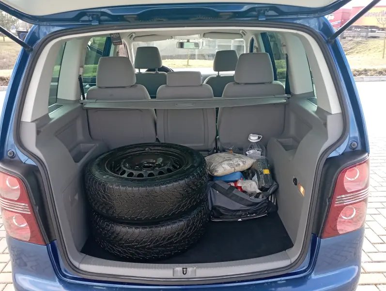 Volkswagen Touran, 2006