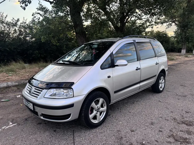 Volkswagen Sharan, 2004