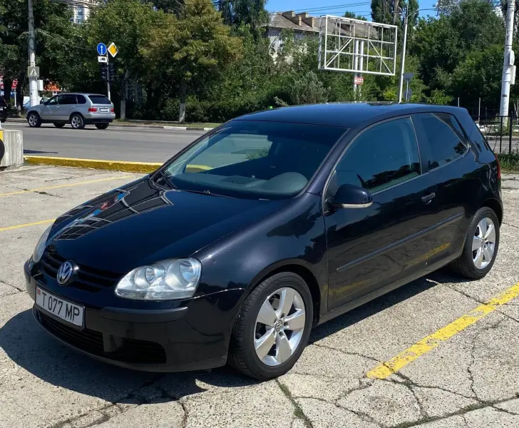 Volkswagen Golf, 2005