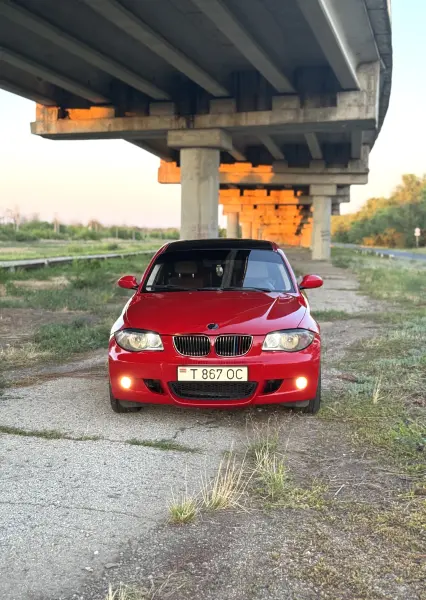 BMW 1 Series, 2005