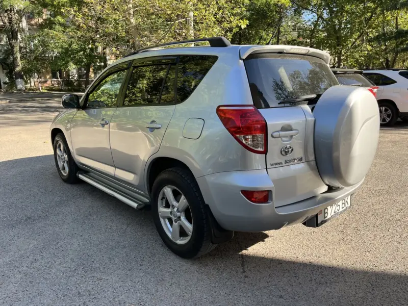 Toyota RAV4, 2007