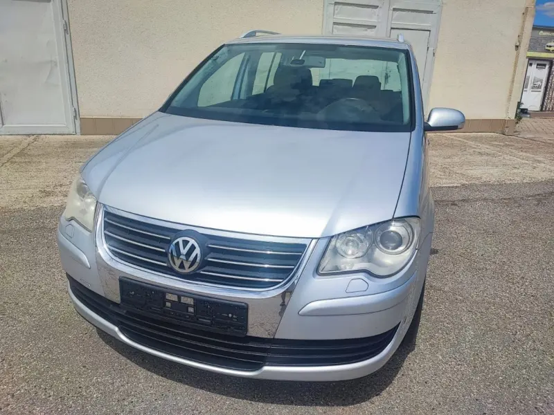 Volkswagen Touran, 2009