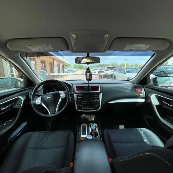 Nissan Altima, 2016
