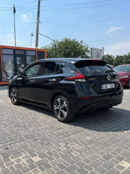 Nissan Leaf, 2021