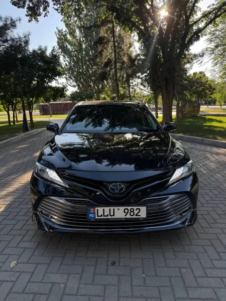 Toyota Camry, 2019