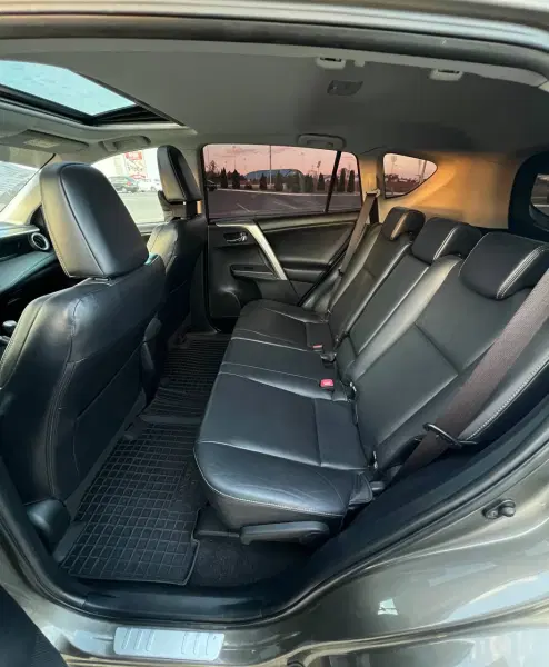 Toyota RAV4, 2014