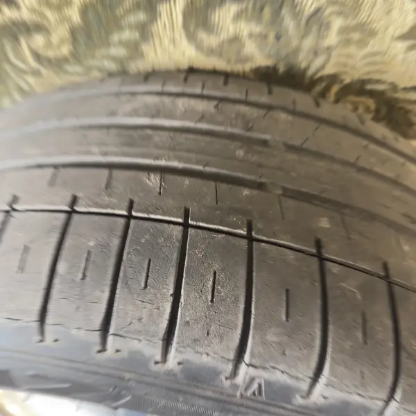 Оригинальные диски R18 VW  с летней резиной Falken 235/50 R18