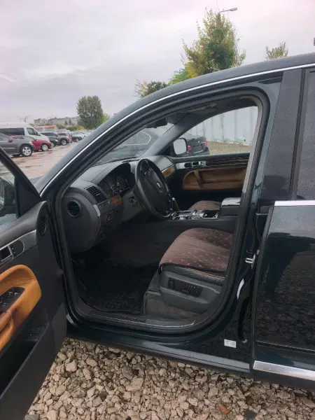 Volkswagen Touareg, 2005