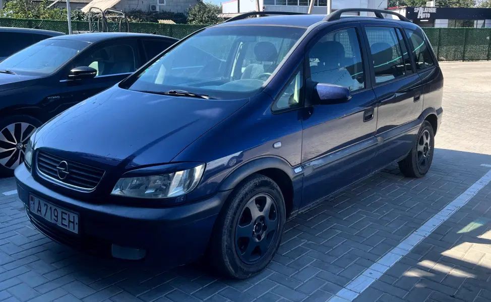 Opel Zafira, 1999