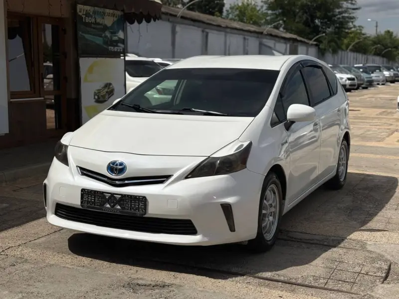 Toyota Prius, 2013