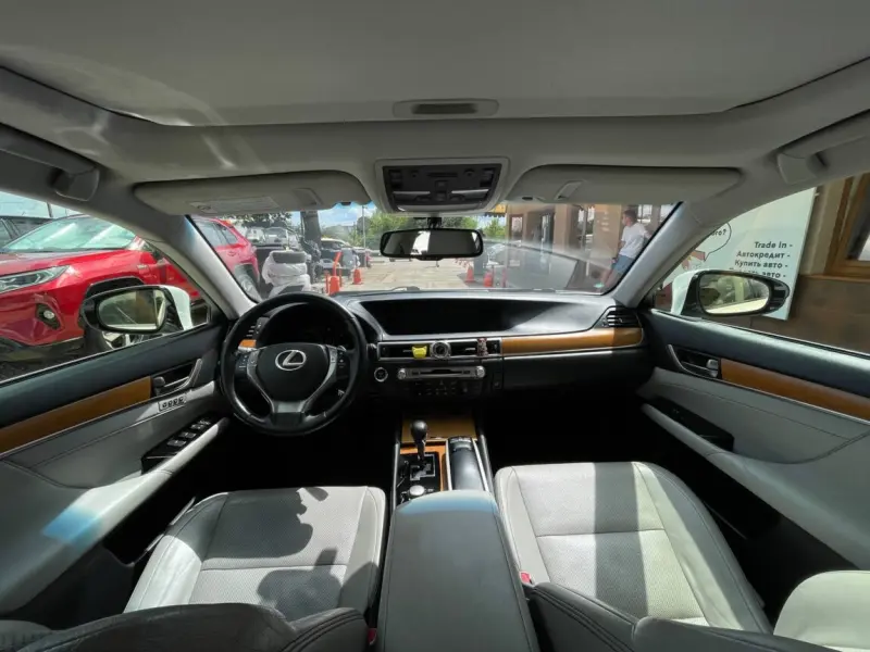 Lexus GS, 2012