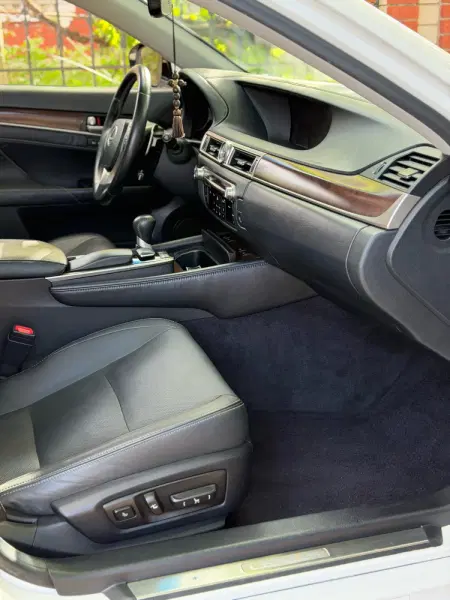 Lexus GS, 2013