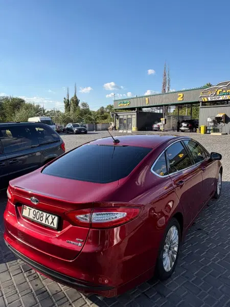 Ford Fusion, 2014
