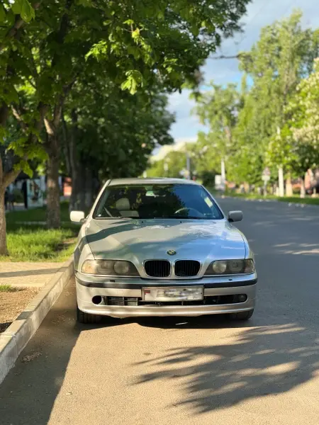 BMW 5 Series, 1999