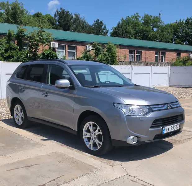Mitsubishi Outlander, 2014