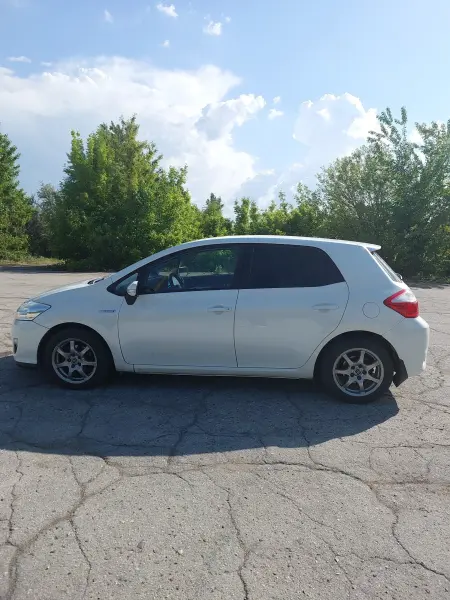 Toyota Auris, 2012