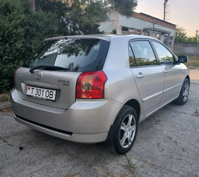 Toyota Corolla, 2005