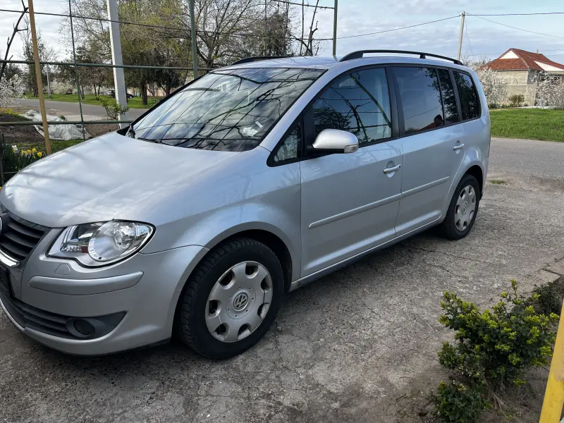 Volkswagen Touran, 2008