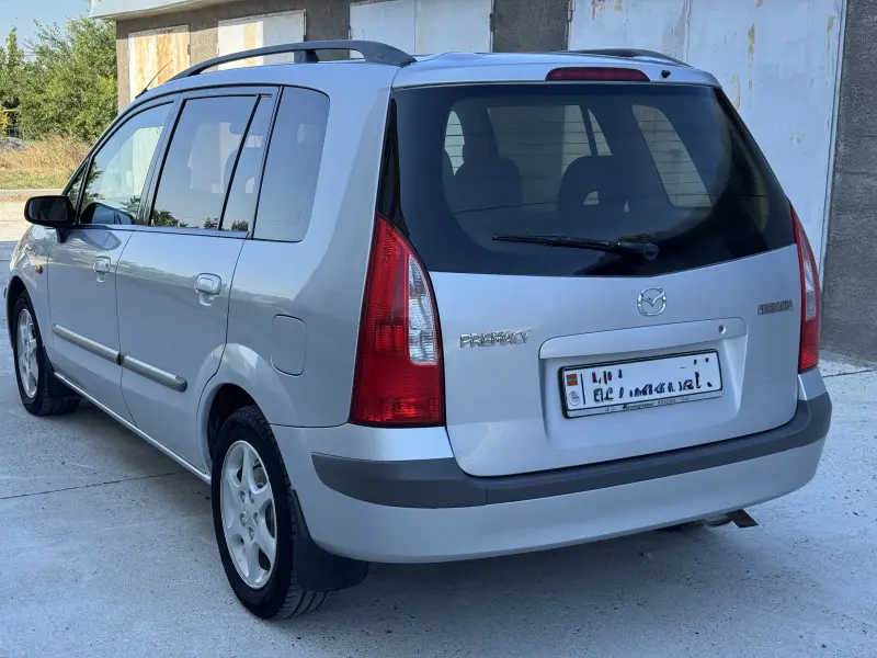 Mazda Premacy, 1999