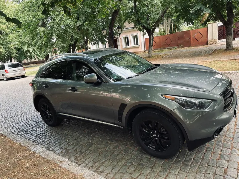 Infiniti FX-Series, 2012