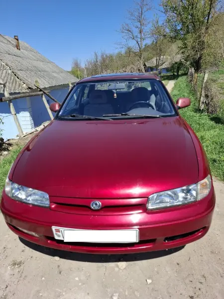 Mazda 626, 1992