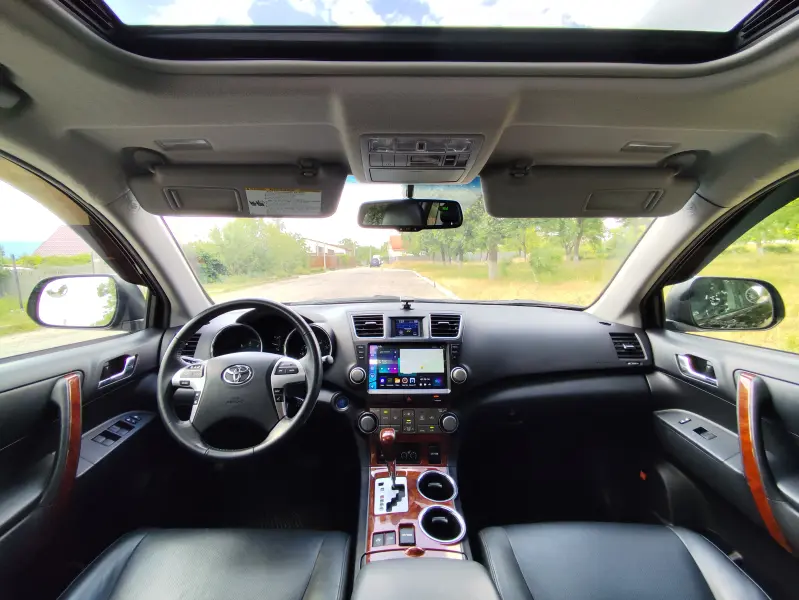 Toyota Highlander, 2011