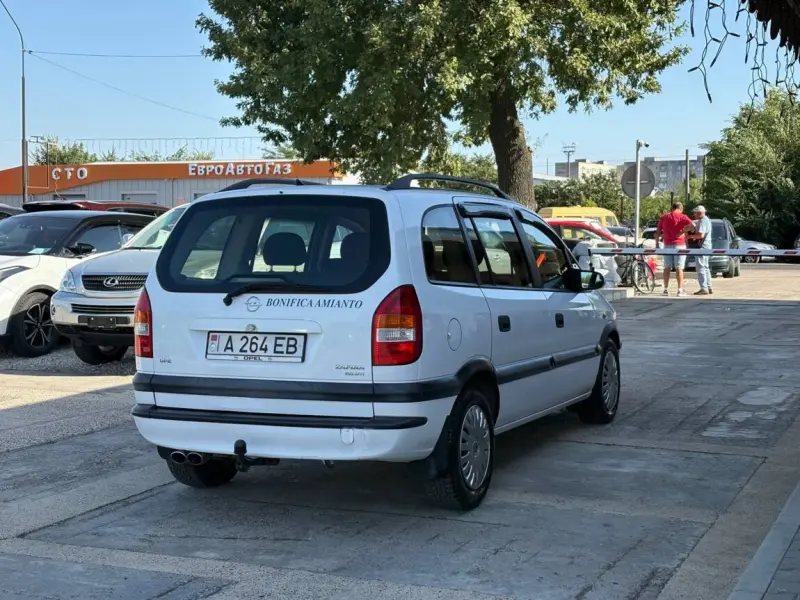 Opel Zafira, 2003