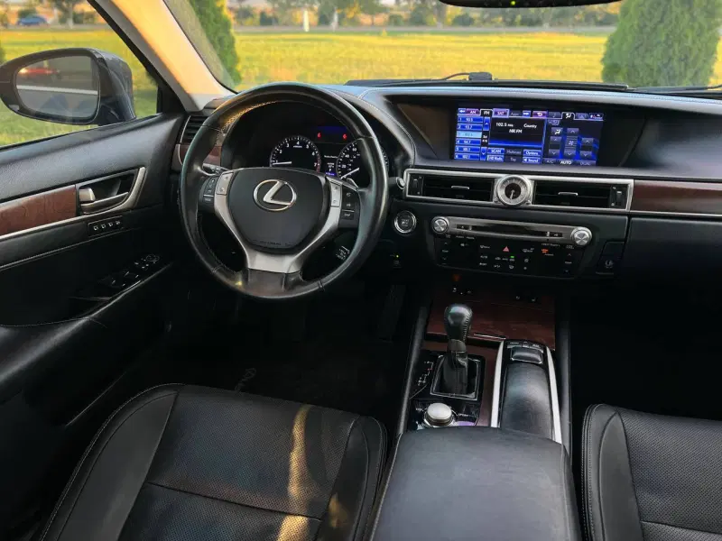 Lexus GS, 2012