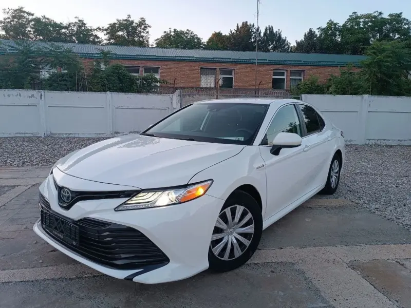 Toyota Camry, 2018