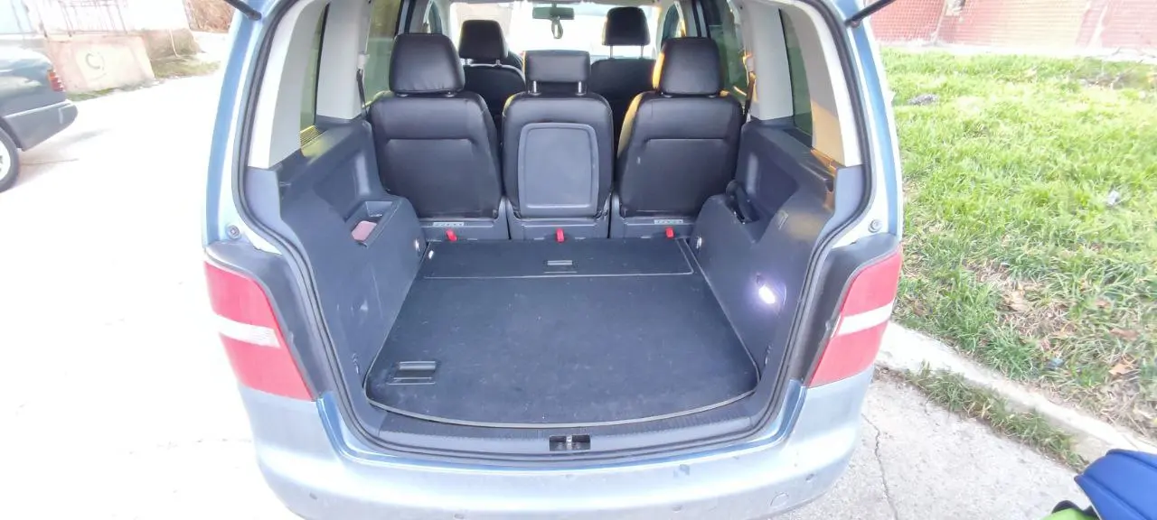 Volkswagen Touran, 2006
