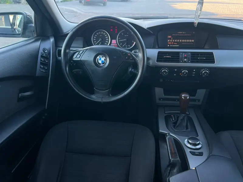 BMW 5 Series, 2005