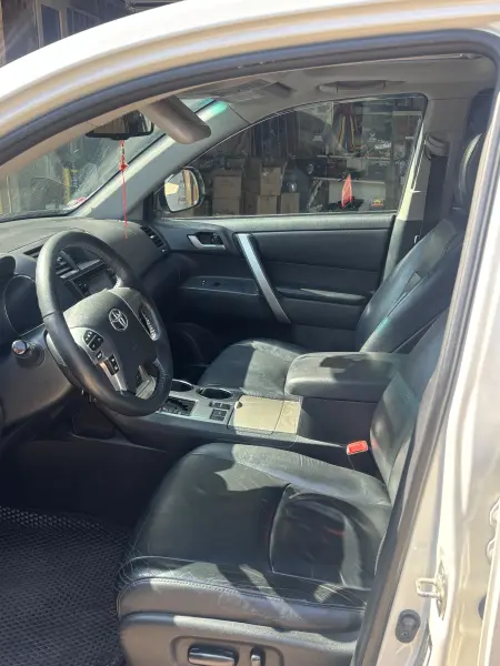 Toyota Highlander, 2012
