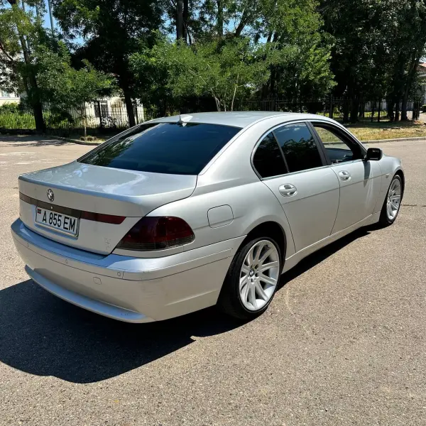 BMW 7 Series, 2003