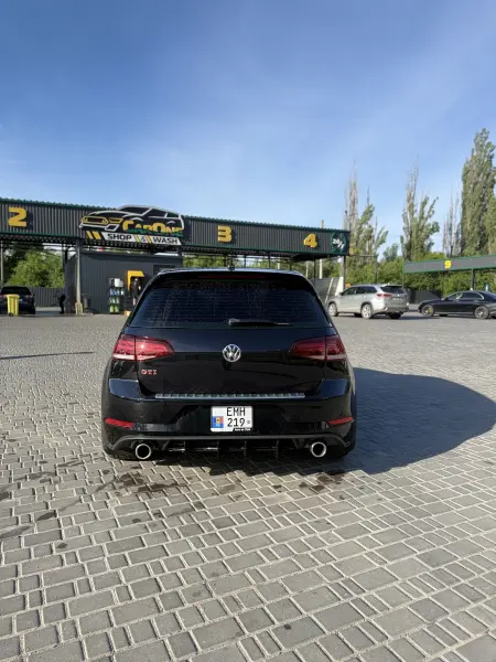 Volkswagen Golf GTI, 2020