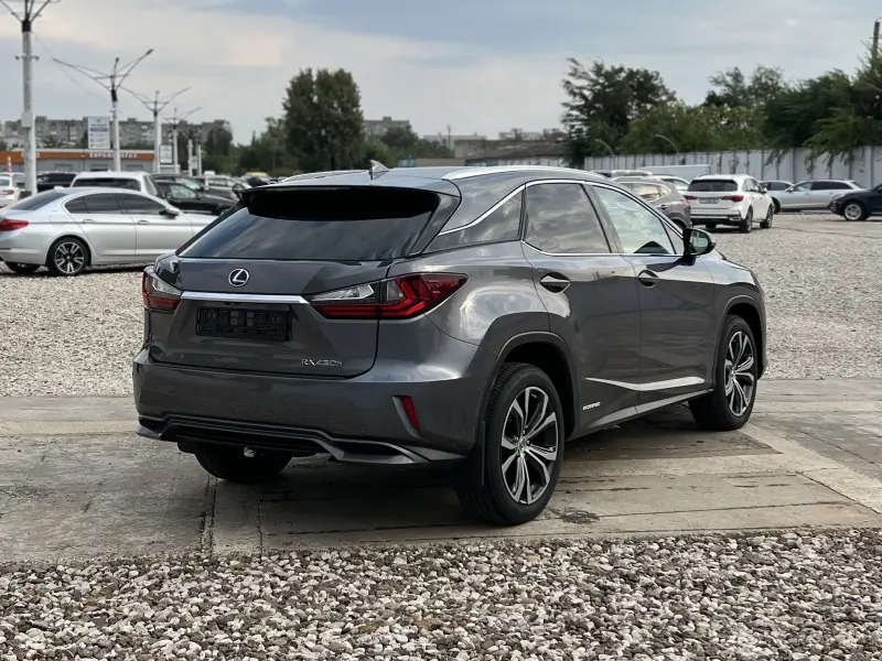 Lexus RX, 2016